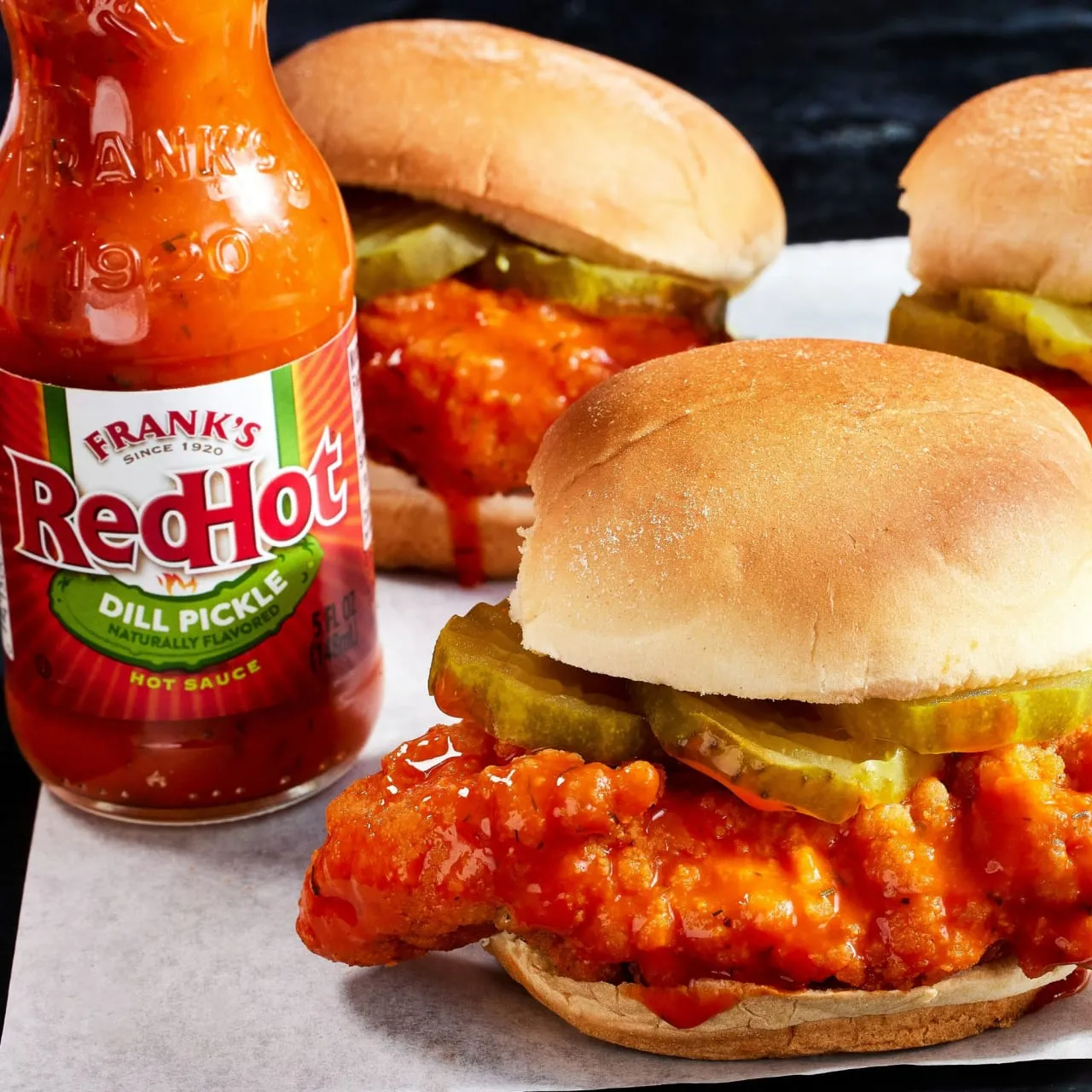 Frank's RedHot Dill Pickle hot sauce 2 pezzi gusto aneto