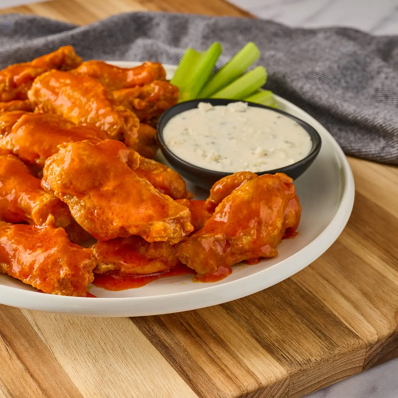 Frank's RedHot Buffalo Wings salsa piccante 2x355 ml media