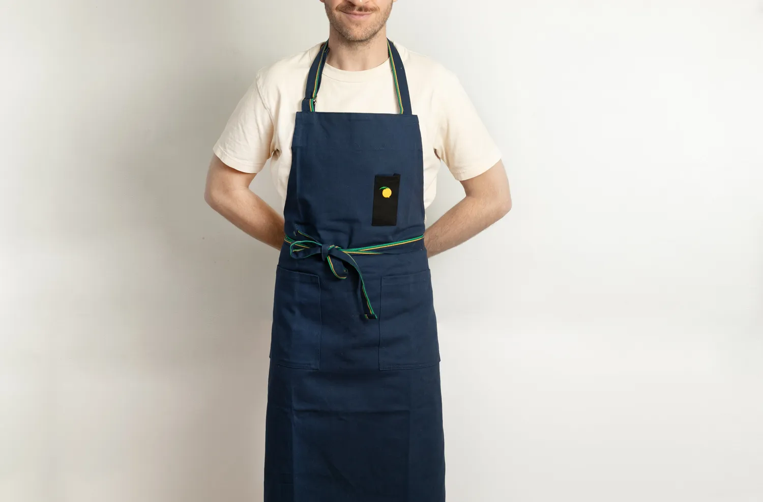 Momofuku Chef's grembiule da barbecue nero taglia unica
