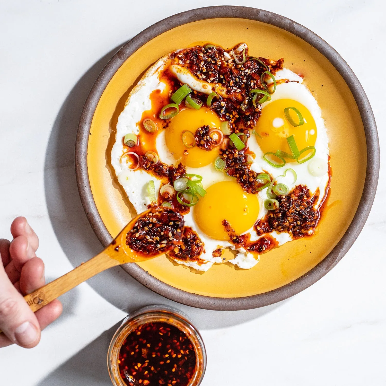 Momofuku Chili Crunch olio piccante croccante