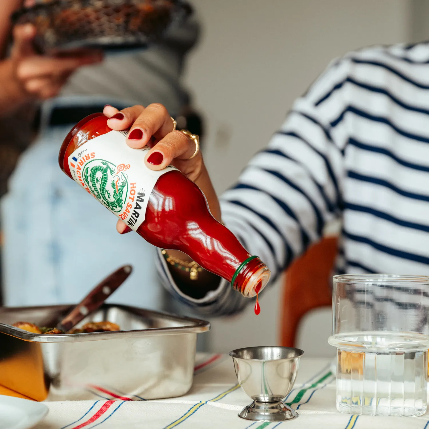 Maison Martin Sriracha XXL salsa piccante 4/12