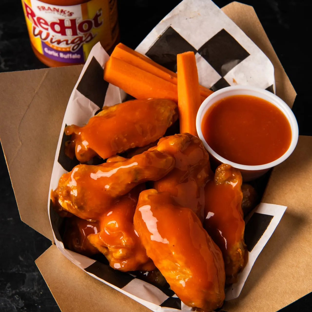 Frank's RedHot Garlic Buffalo salsa wings 2x355 ml aglio