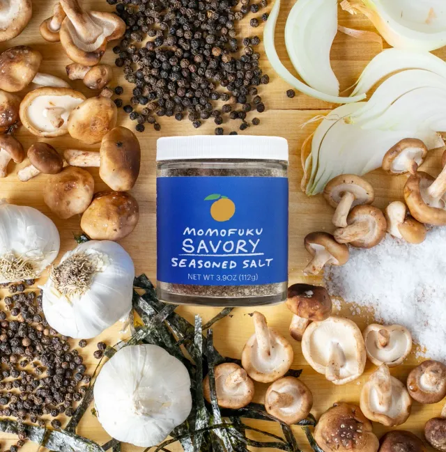 Momofuku Savory sale aromatizzato aglio e funghi 4 oz