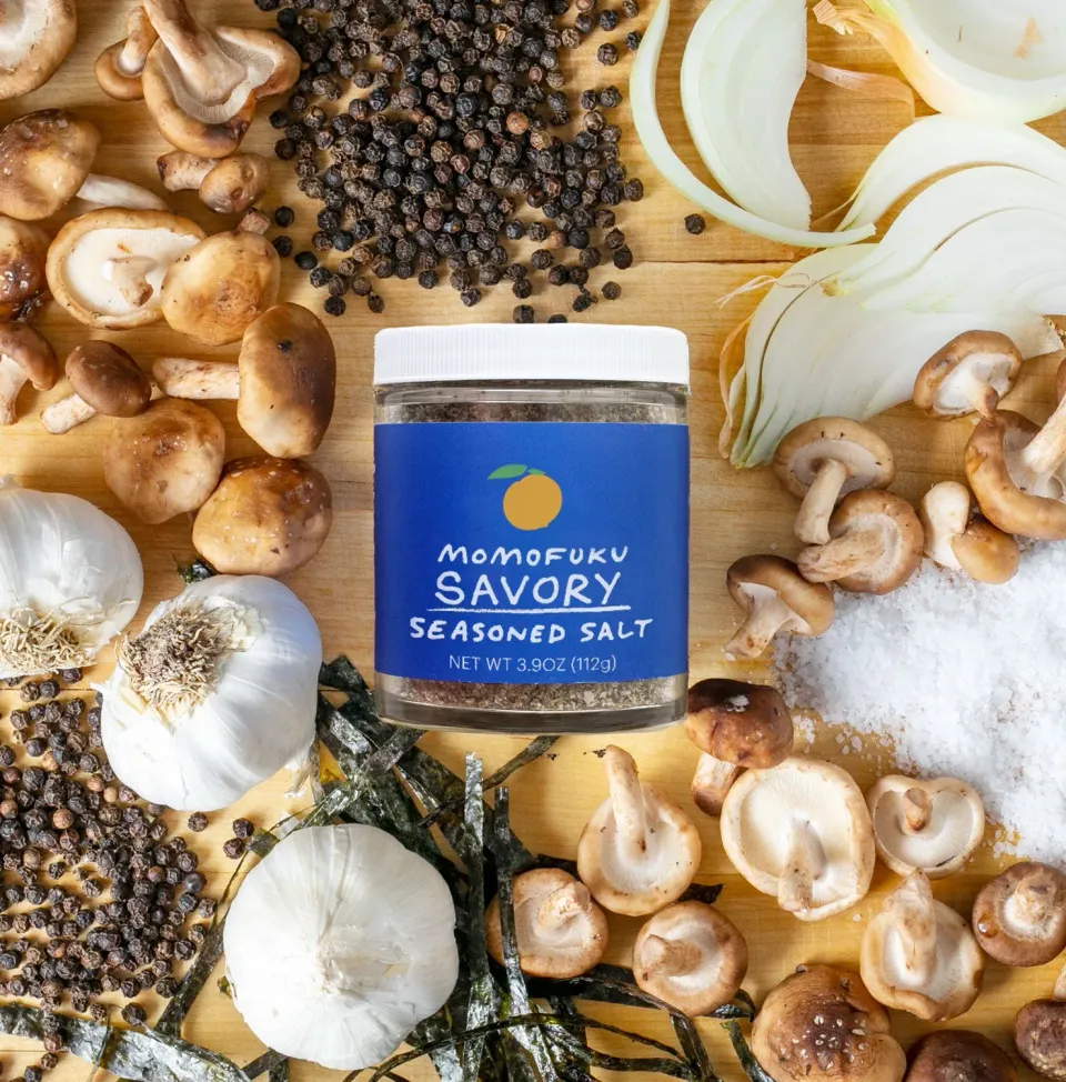Momofuku Savory sale aromatizzato aglio e funghi 4 oz