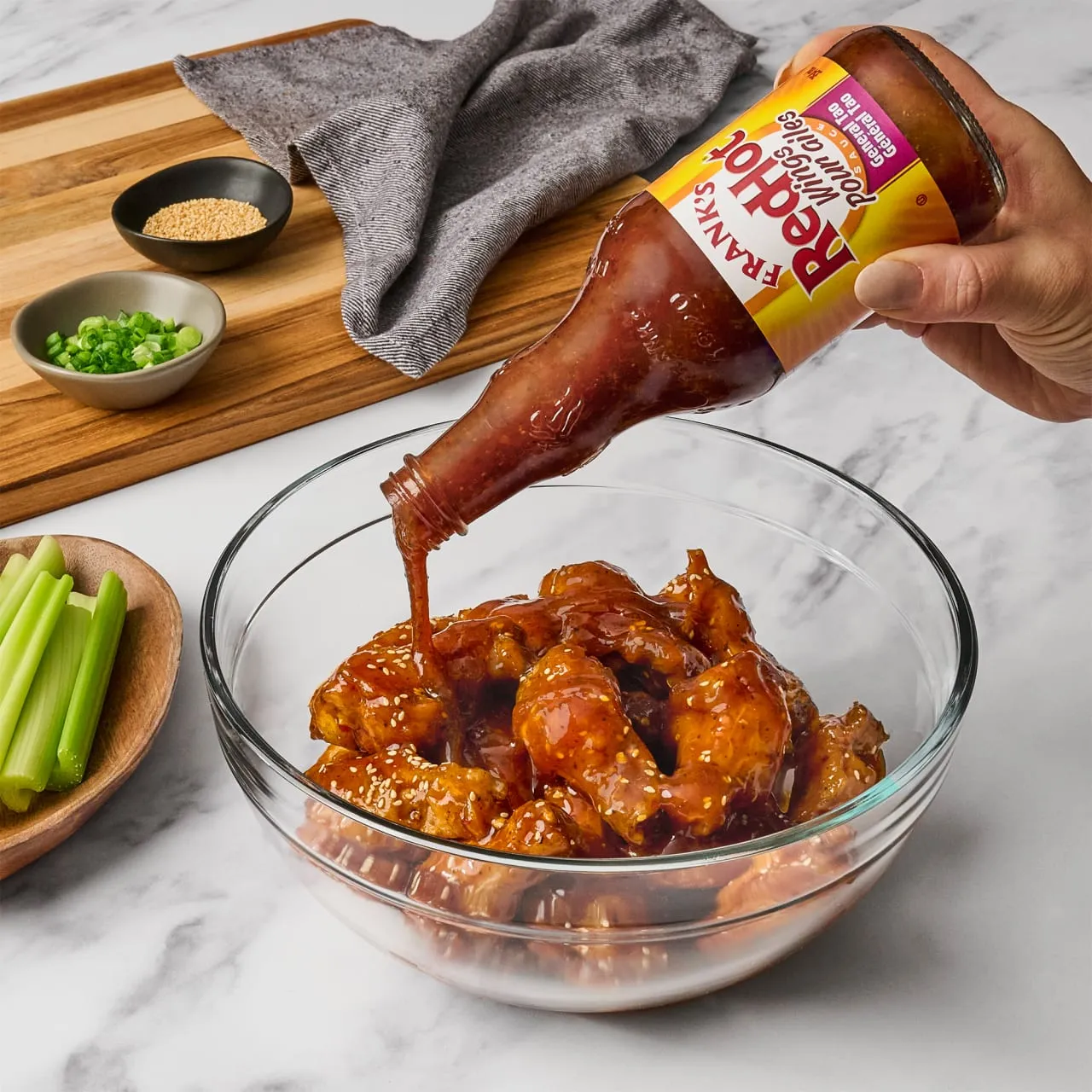 Frank's RedHot General Tso salsa wings 355 ml agrodolce