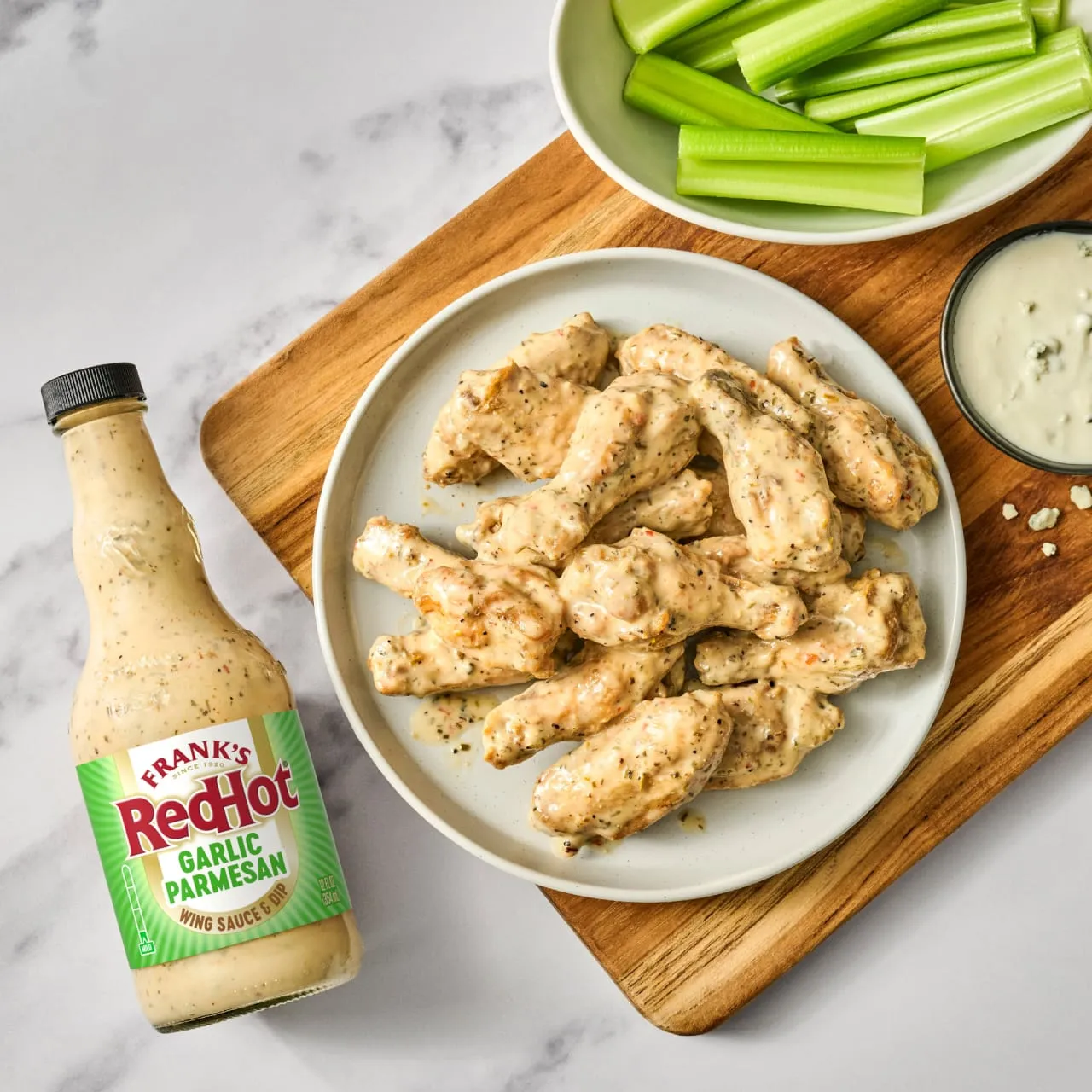 Frank's RedHot Garlic Parmesan salsa wings 355 ml piccantezza leggera